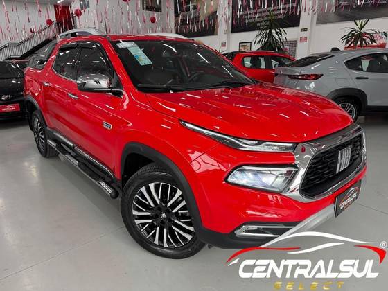 FIAT TORO 2.2 TURBO DIESEL RANCH 4WD AT9 FIAT TORO 2.2 TURBO DIESEL RANCH 4WD AT9